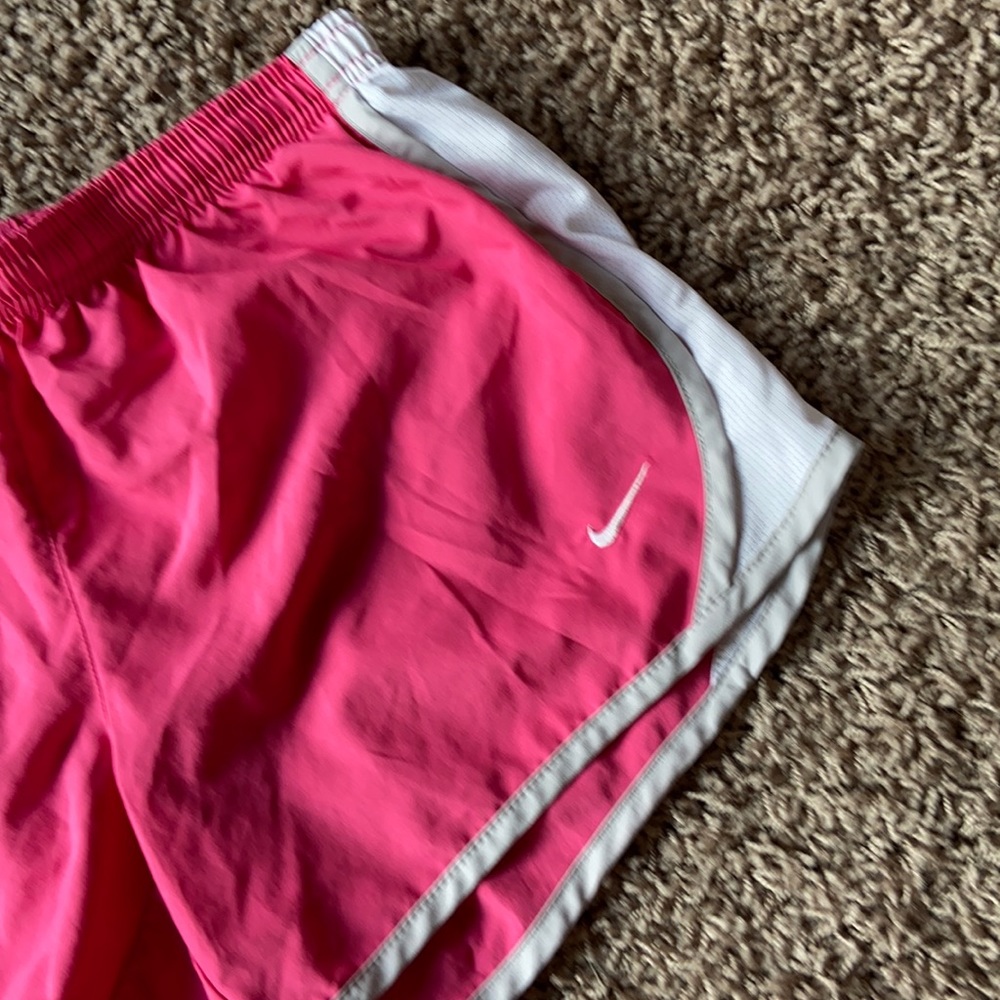 Nike running shorts pink S